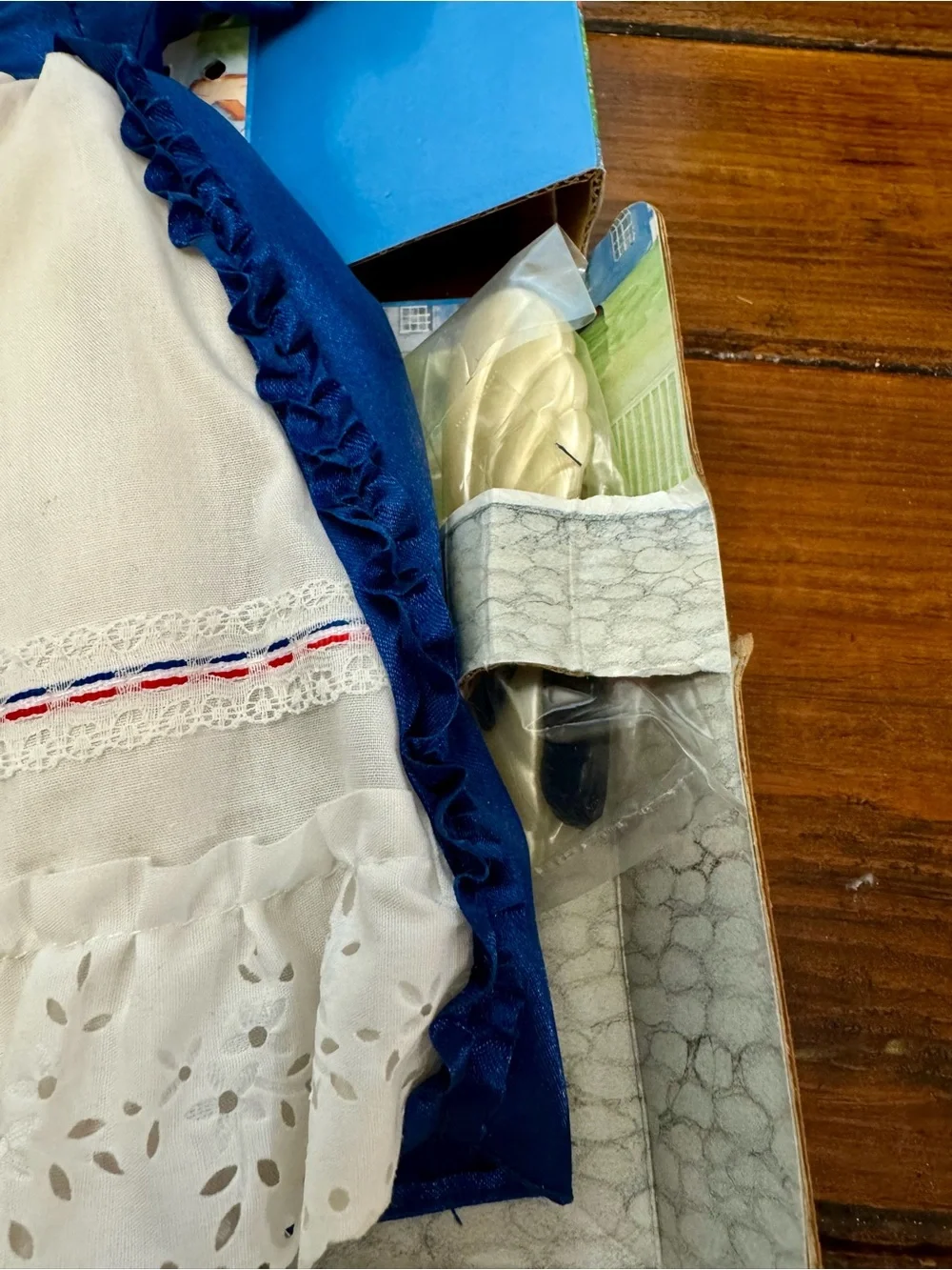 1994 Special Edition Colonial Barbie